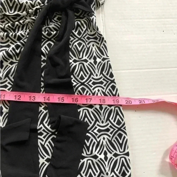 Host Pick!!  Motherhood Maternity Dress - Picture 5 of 8